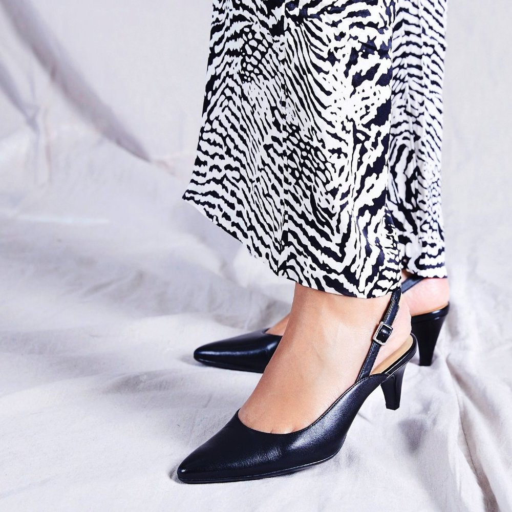 Naturalizer Baylee Black Leather Slingback Kitten Heel Pump Size 7.5